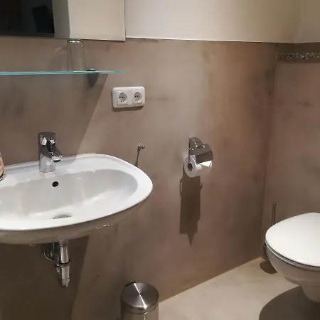 Frühstückspension Irma 3*